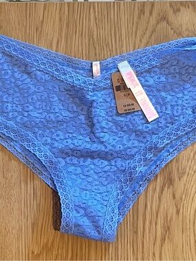 👙 3/18 PINK Victoria's Secret Blue Lace Bikini Panty